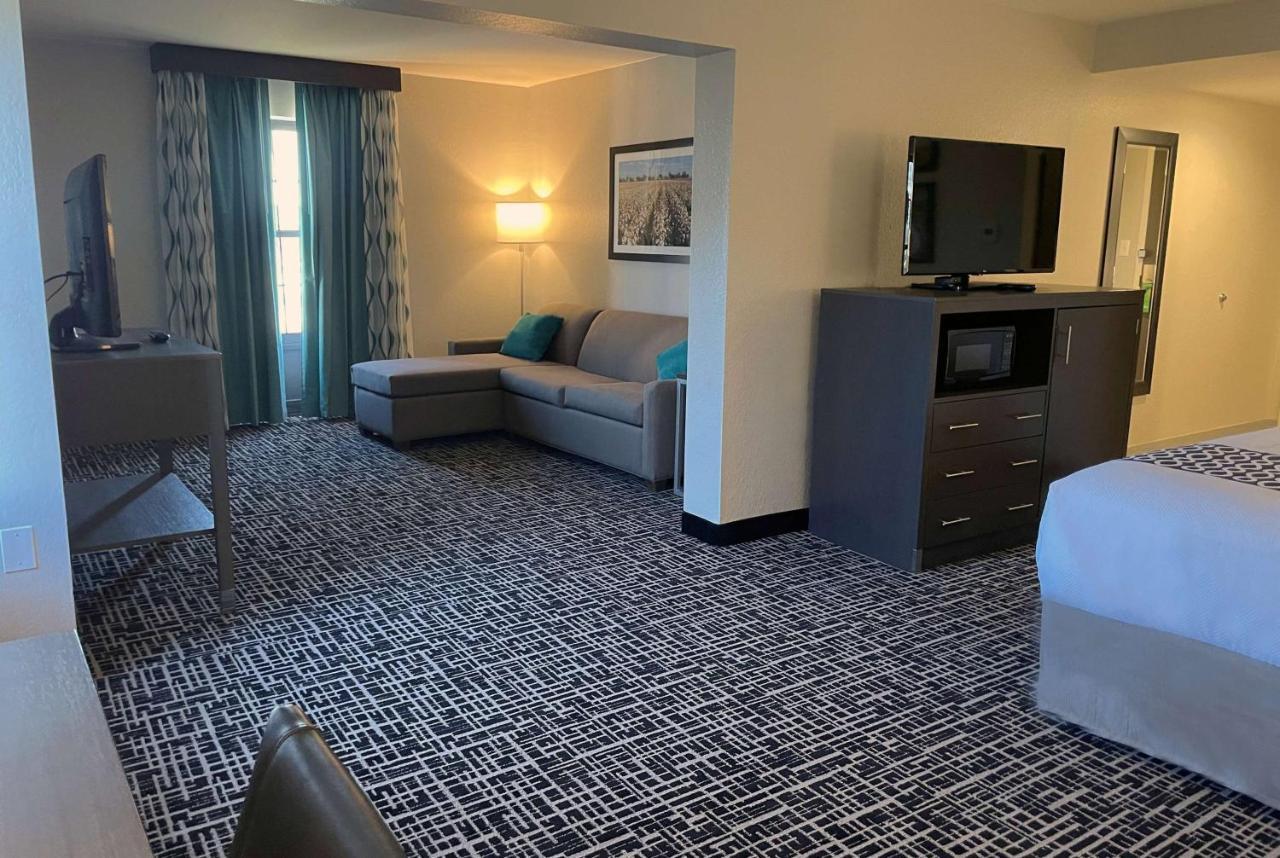 La Quinta By Wyndham Jonesboro Hotel Bagian luar foto