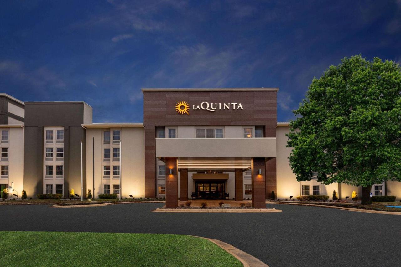 La Quinta By Wyndham Jonesboro Hotel Bagian luar foto