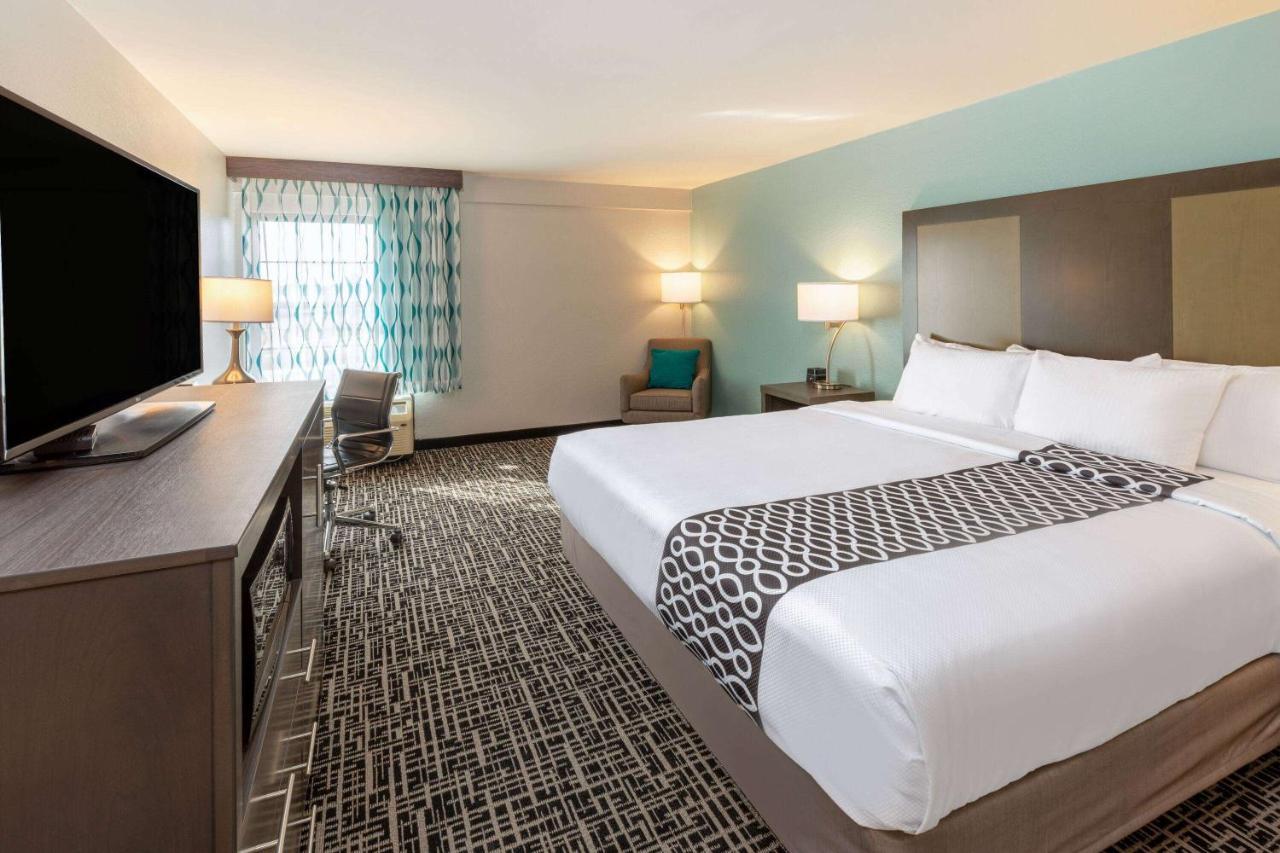 La Quinta By Wyndham Jonesboro Hotel Bagian luar foto