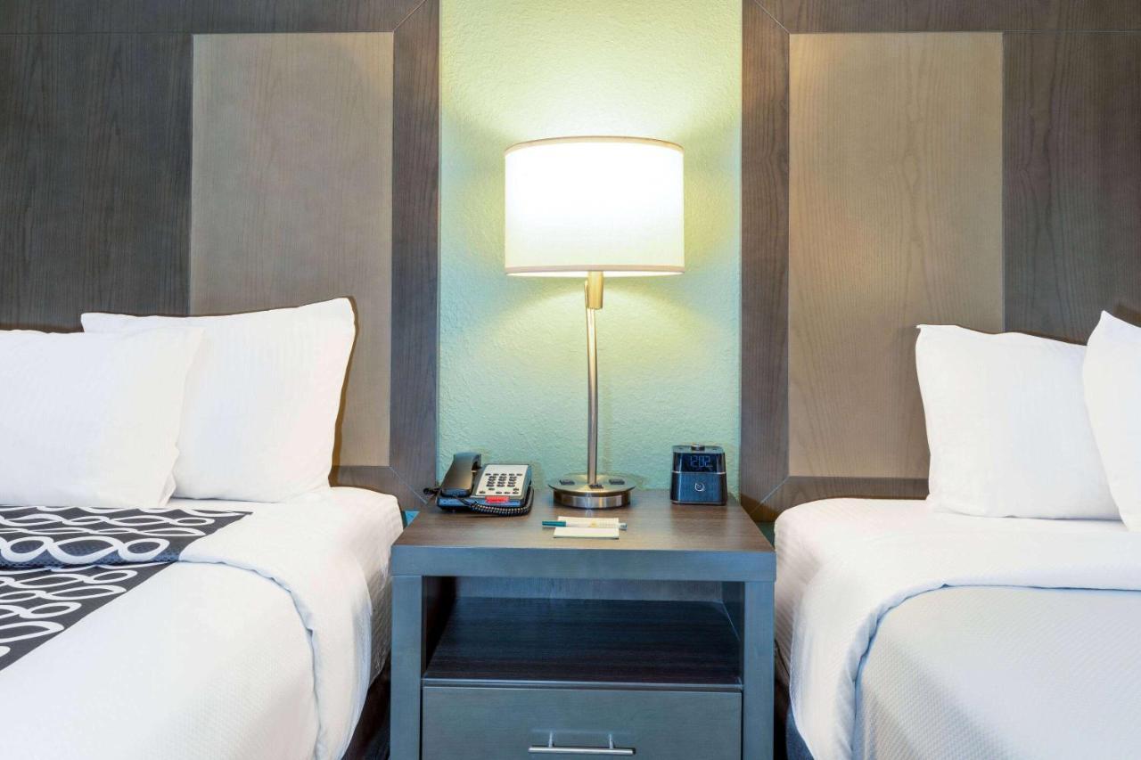 La Quinta By Wyndham Jonesboro Hotel Bagian luar foto