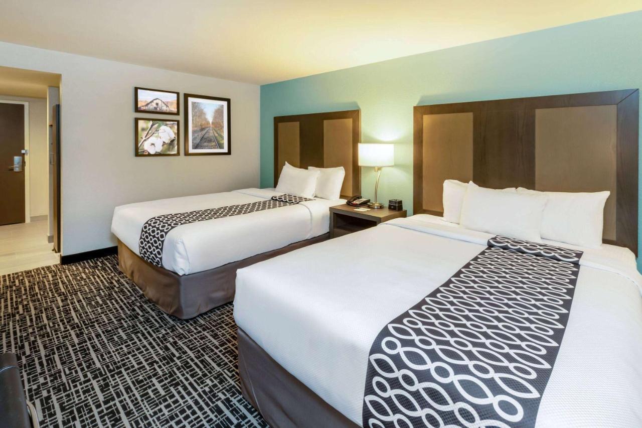 La Quinta By Wyndham Jonesboro Hotel Bagian luar foto
