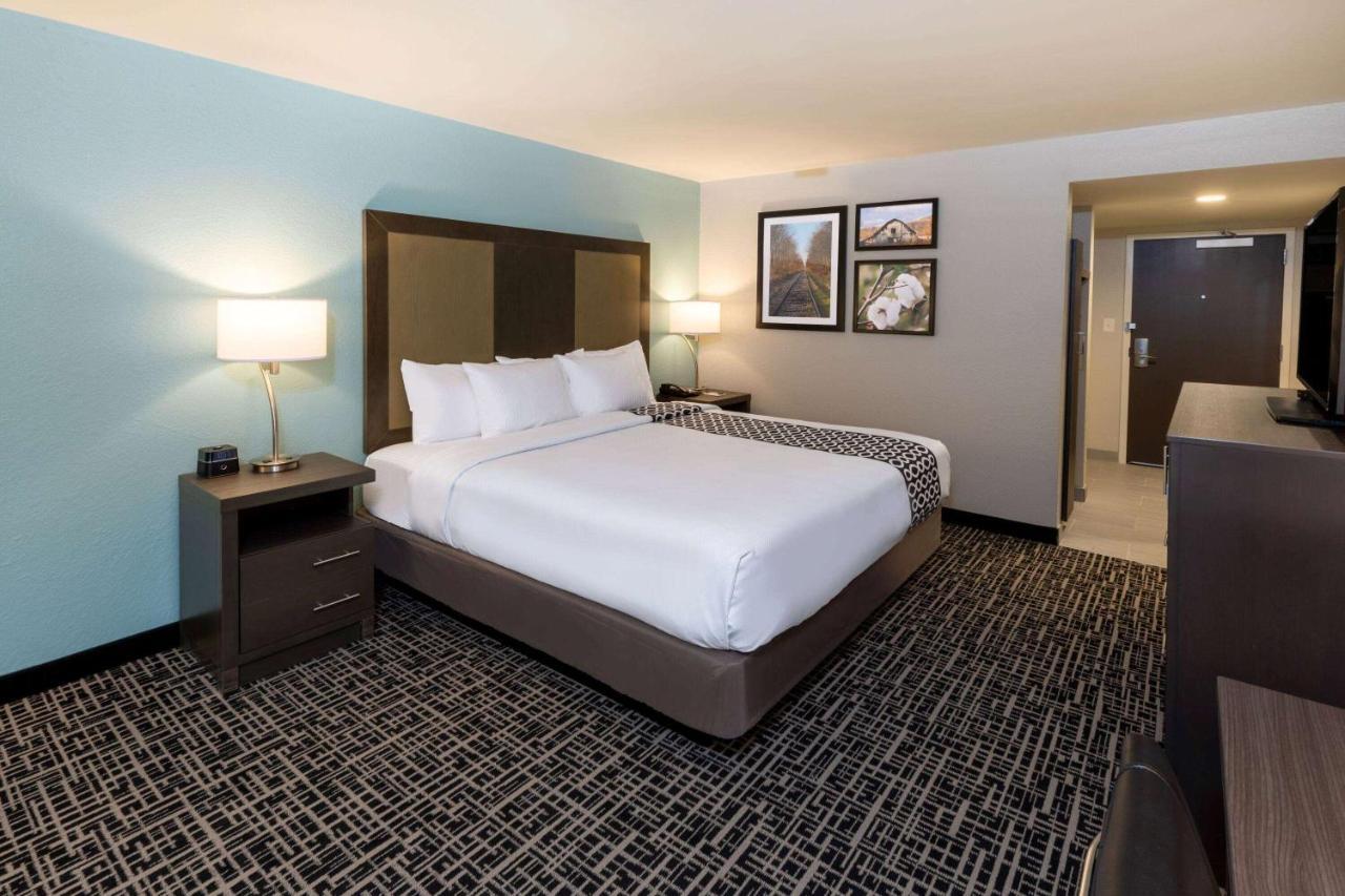 La Quinta By Wyndham Jonesboro Hotel Bagian luar foto