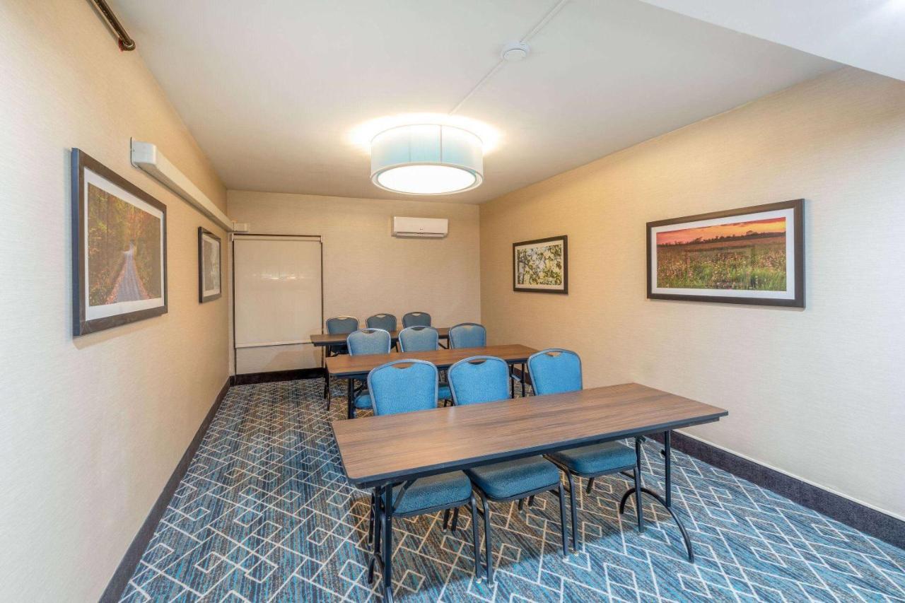 La Quinta By Wyndham Jonesboro Hotel Bagian luar foto